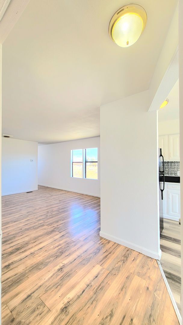 Building Photo - CAL VEGAS RANCHOS - W. Irons