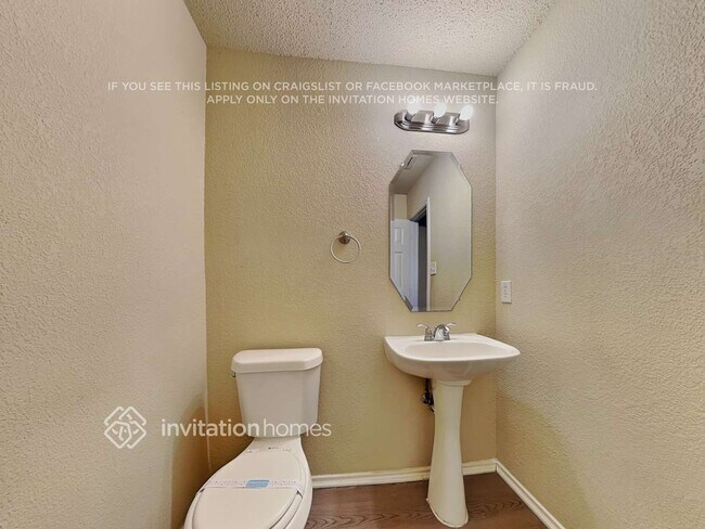 Building Photo - 2517 Buffalo Run