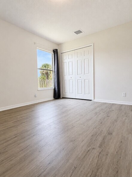 Building Photo - 3371 Freedom Ave
