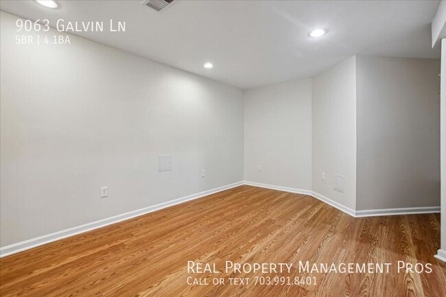 Building Photo - 9063 Galvin Ln