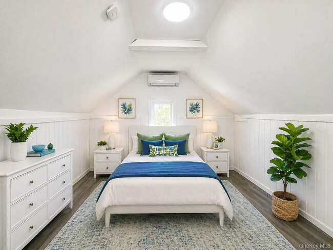 Building Photo - 66 Kenmore Rd