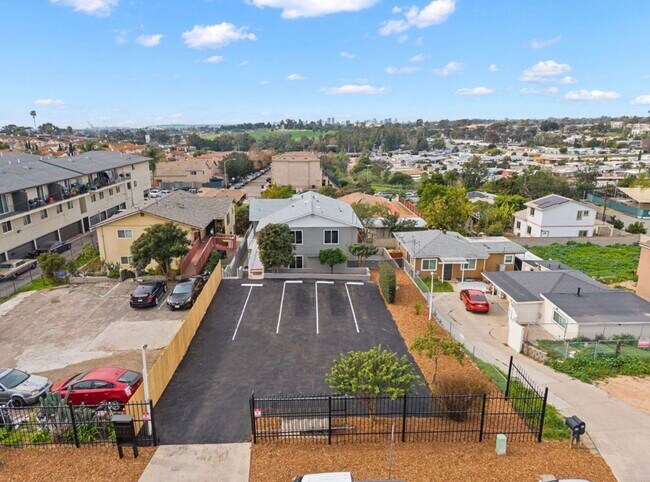 Building Photo - 320 Willie James Jones Ave