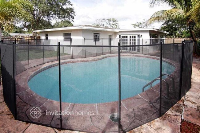 Building Photo - 781 SW 64th Terrace