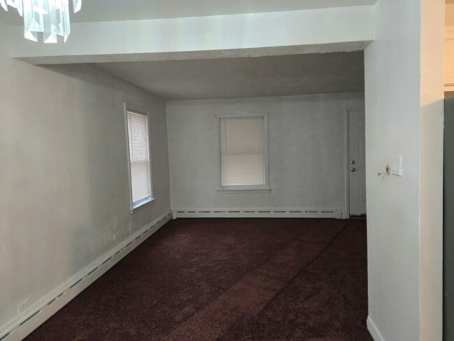 Building Photo - 16037 Halsted St