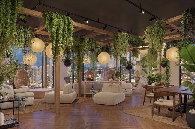 Building Photo - 121 NE 5th St