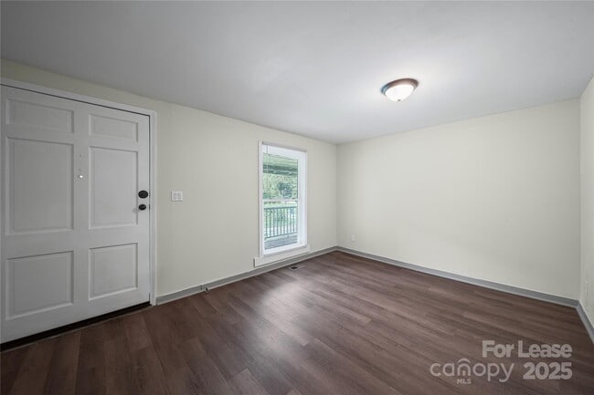 Building Photo - 202 Horne Rd