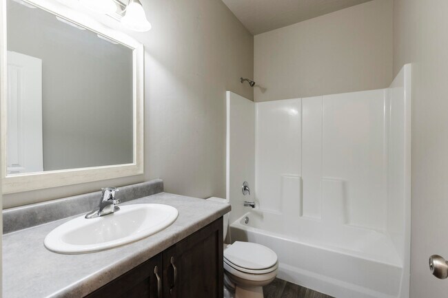 Building Photo - 3338 E Crimson Ridge Dr