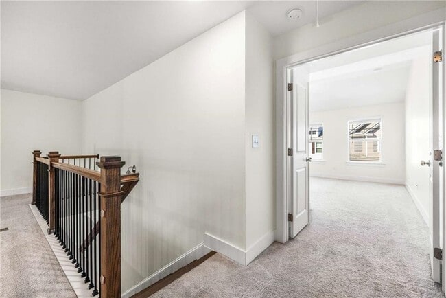 Building Photo - 7673 Squire Ct