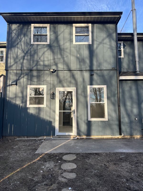 Building Photo - 14 Buttonwood Rd