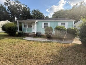 Building Photo - 803 Devon Dr