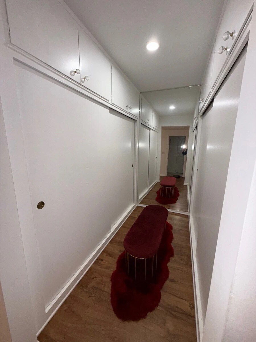 Building Photo - 1541 Hayworth Ave