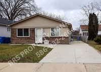 Building Photo - Modern 3-Bed Rental in Prime Warren Locati...