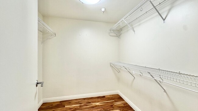 Building Photo - 2 BEDROOM CONDO UNIT IN CONVENIENT DOWNTOWN HONOLULU - CAPITOL PLACE