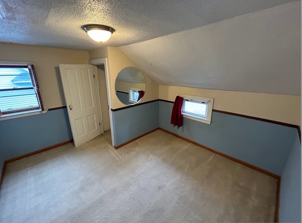 Building Photo - 1012 S 4th Ave