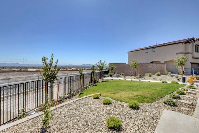 Building Photo - 2021 SINGLE FAMILY HOME IN GATED COMMUNITY