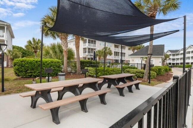 Building Photo - 5751 Oyster Catcher Dr