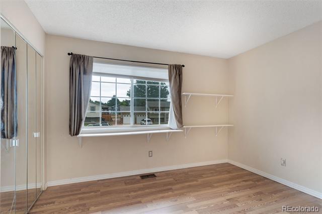 Building Photo - 3940 Oberding Dr