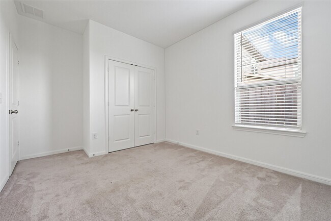 Building Photo - 21127 Dolphin Bay Ln