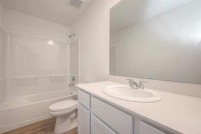 Building Photo - 26814 Cenzontle Dr