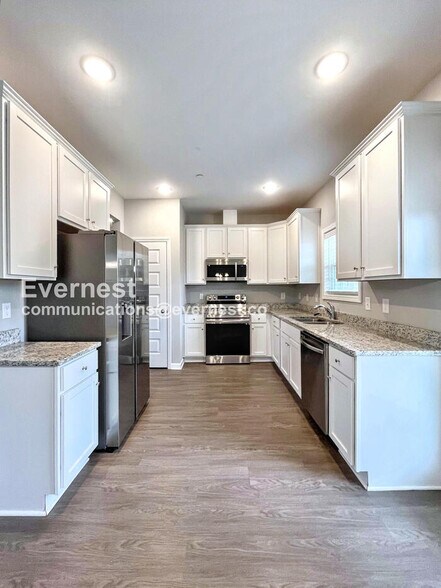 Building Photo - 1112 Prospect Ct