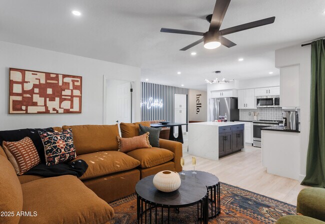 Building Photo - 12271 N 74th St