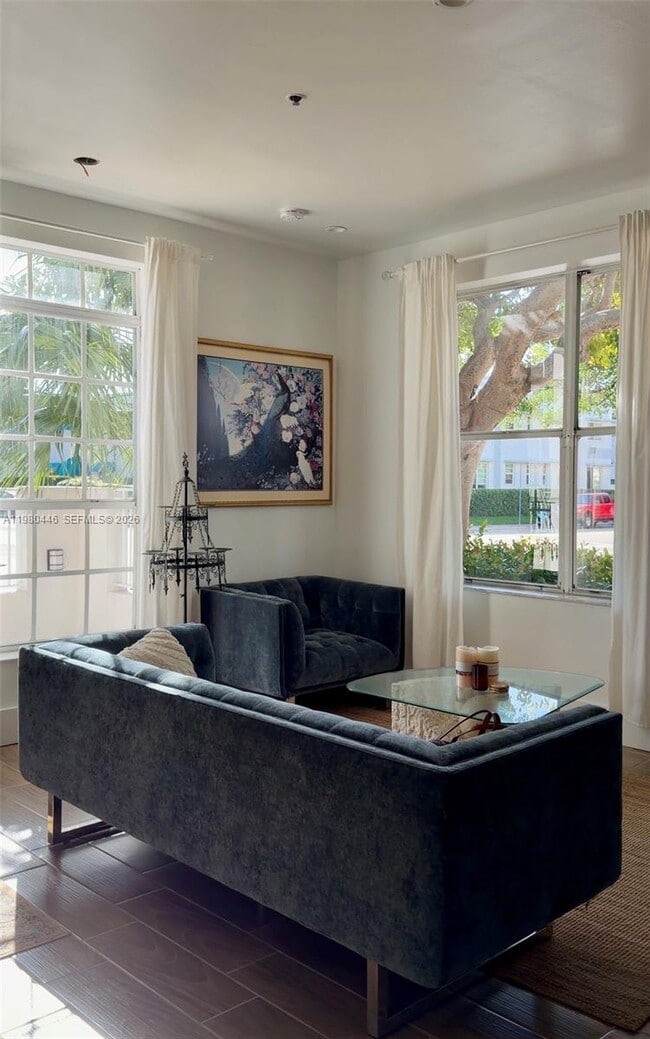 Building Photo - 1502 Jefferson Ave