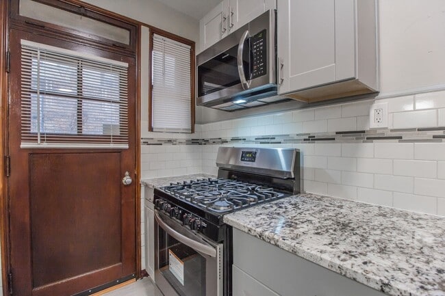 Building Photo - (868) 7354 Tulane