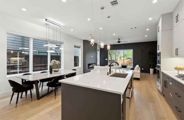 Building Photo - 2333 Vagas St