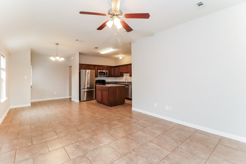 Building Photo - 2412 Hawkwood Ct