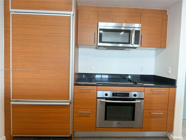 Building Photo - 50 Biscayne Blvd