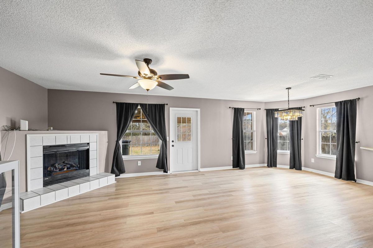 Building Photo - 2544 Portobella Pl