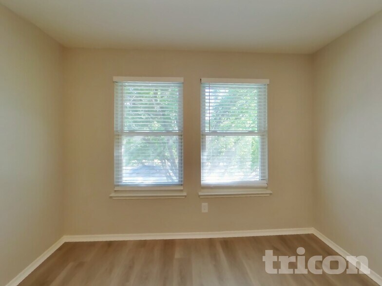 Building Photo - 9101 Wagon Trail