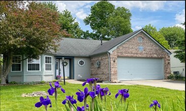 Building Photo - Absolutely Beautiful 3  bedroom Ranch!