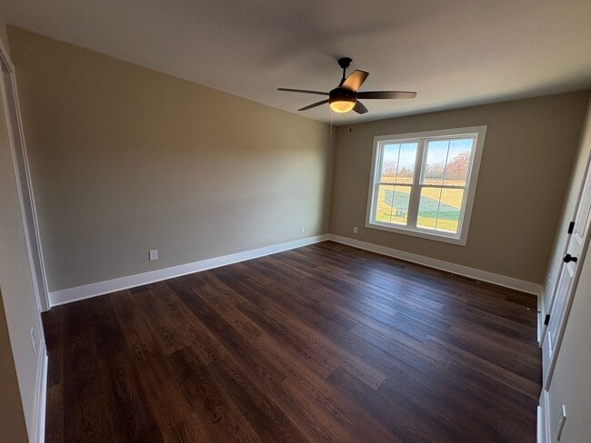 Building Photo - Beautiful new townhouse with garage! First month is free!