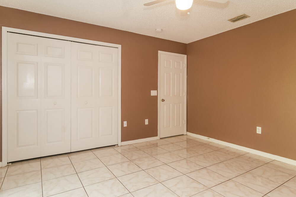 Building Photo - 160 Gleason Cove