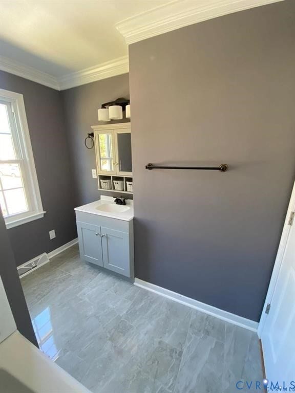 Building Photo - 746 St John Saint