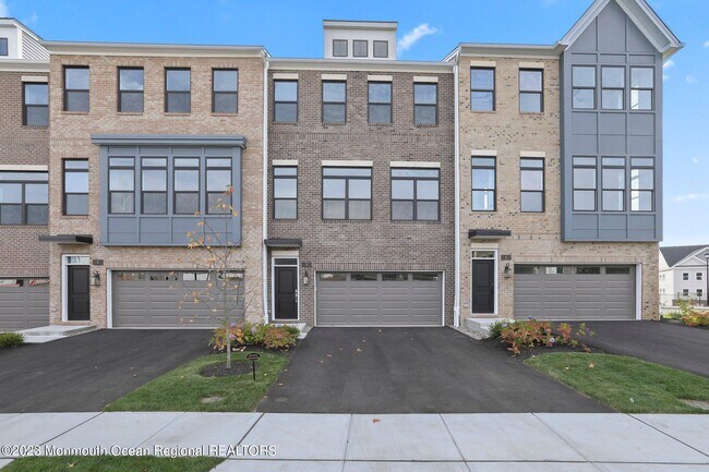 Building Photo - 3 Valiant Ct