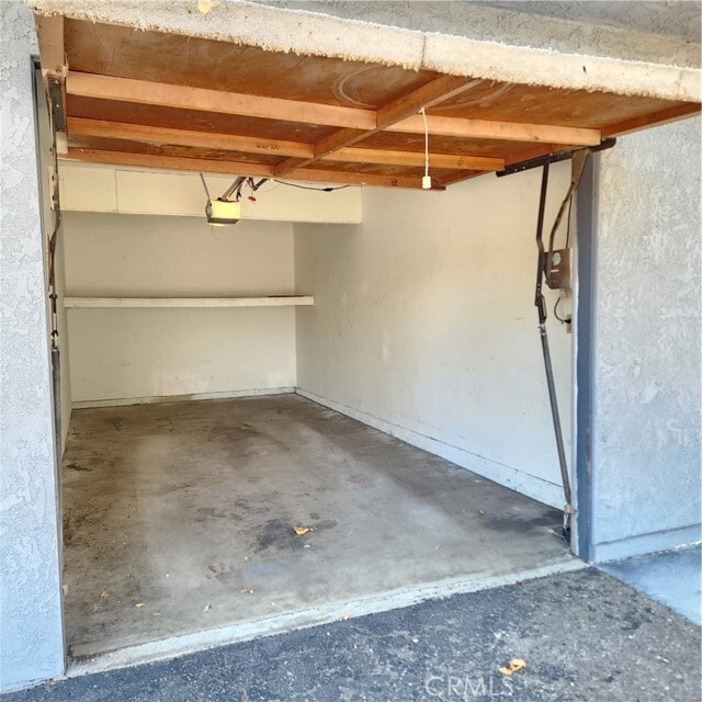 Building Photo - 2133 N Orange Olive Rd