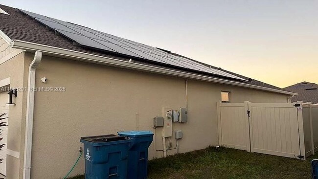 Building Photo - 1747 Buckeye Rd