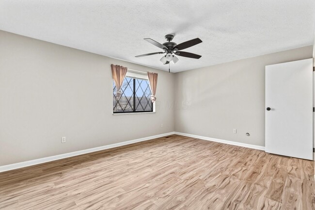 Building Photo - 195 Nottingham Ct