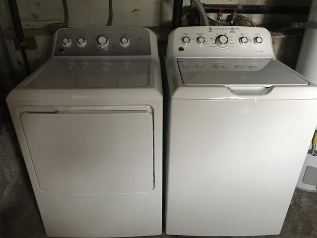 Building Photo - 244 S 1135 W