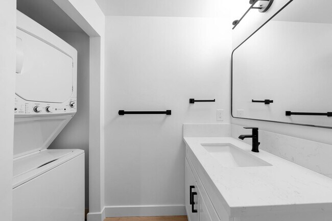 Building Photo - Just Completed: New Studios Available - Te...
