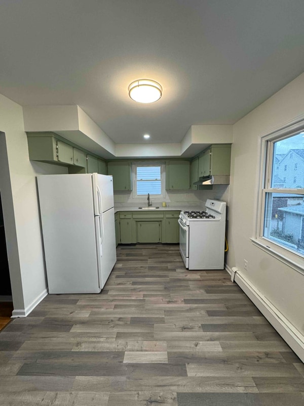 Building Photo - 119 Melrose Ave