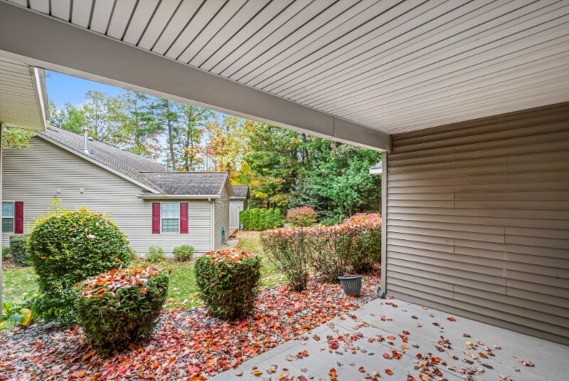 Building Photo - 1243 Terrace Dr