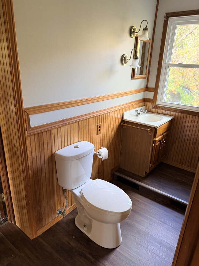 Building Photo - 2438 Heston Dr