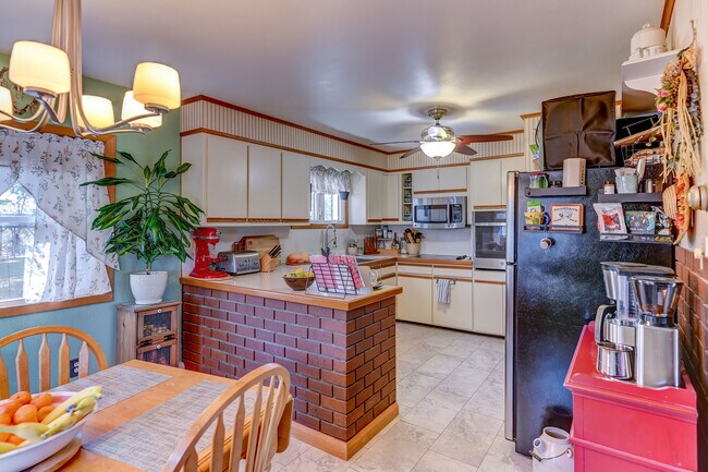 Building Photo - 3004 White Birch Ln