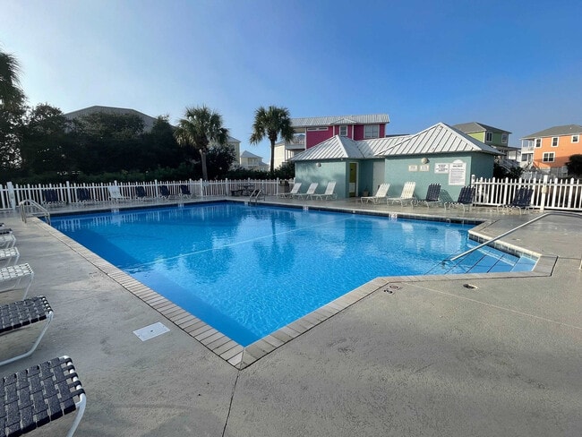 Building Photo - 6084 Sawgrass Cir