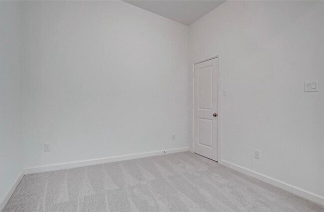 Building Photo - 6002 Dark Kite Trl