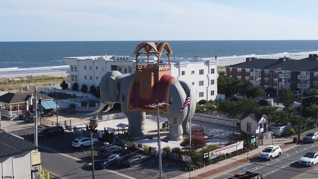 Building Photo - 21 S Monroe Ave