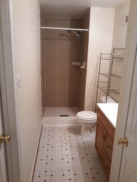 Building Photo - 7633 Chadds Landing Way